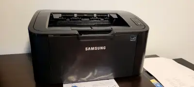 Samsung ML-1675 monochrome laser printer for sale, USB 3.0, $30, printing well, can print in double-...