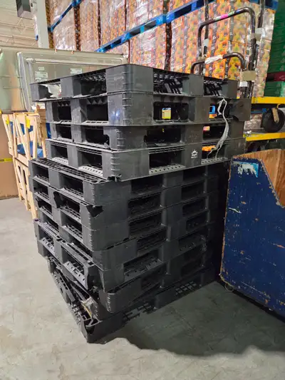 Plastic pallet damaged clear out sale. TAKE THEM ALL and pay just $2 each. If you want to pick and c...