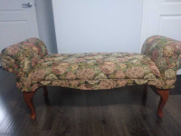 Moving sale Mini couch (price negotiable) 