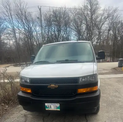 2019 Chevy Express 2500 Cargo Van – Ready to Work! Selling a reliable and well-maintained 2019 Chevy...