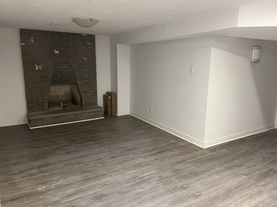 Seperate entrance basement at Finch/Midland for RENT 3