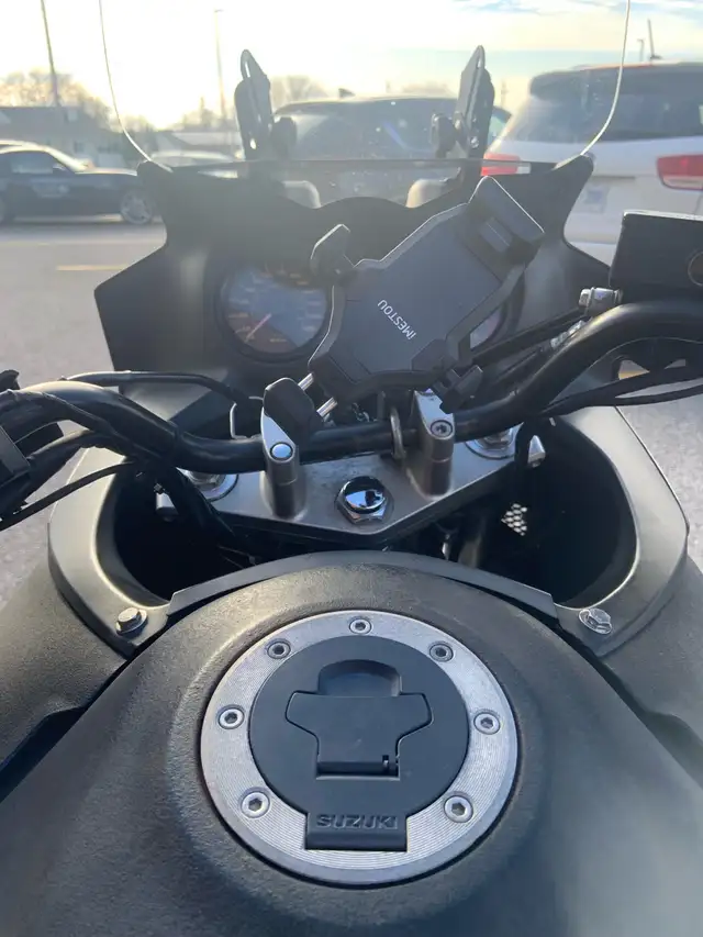 Trading Suzuki V-Strom 650 2007 in Sport Touring in Oshawa / Durham Region - Image 3