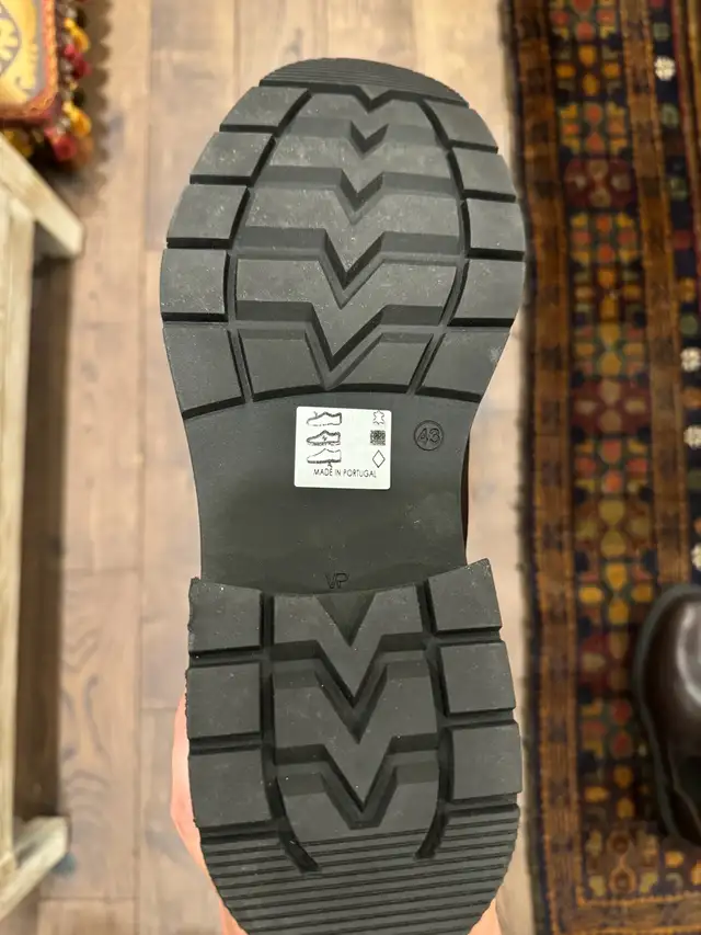 Men’s Bull Boxer Brown Chelsea Boots in Men's Shoes in Kitchener / Waterloo - Image 5