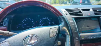 Experience timeless luxury and legendary reliability with this 2009 Lexus LS460 All-Wheel Drive (Sta...