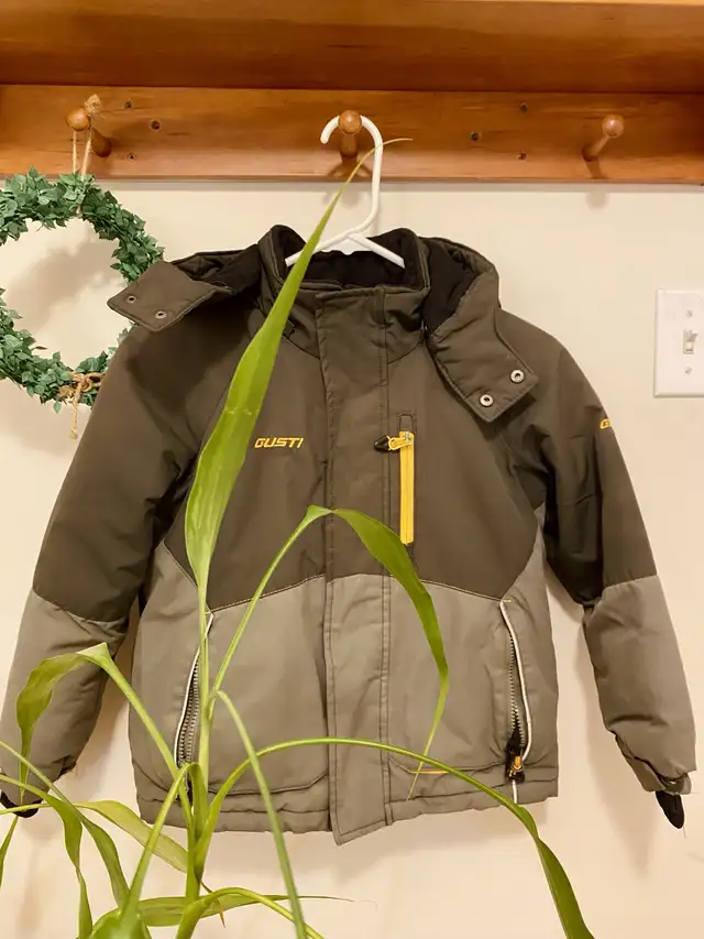 GUSTI Kids Waterproof Winter Jacket in Kids & Youth in City of Toronto - Image 2