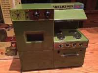 KENNER'S PREMER MODEL EASY-BAKE OVEN 1970 MODEL 1500 VINTAGE