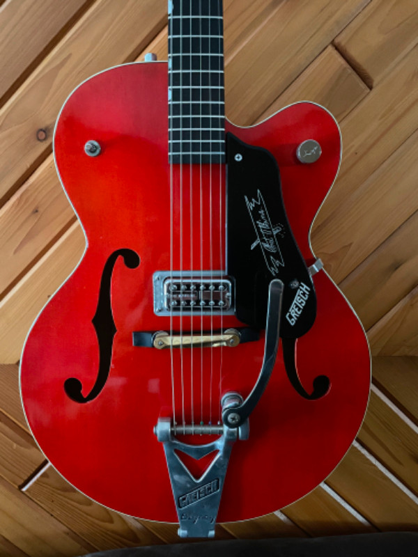 Vintage 1959 Gretsch Tennessean 6119 guitar in Guitars in Regina