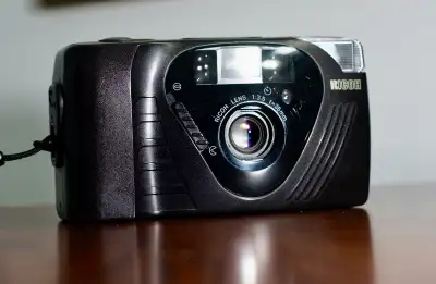 RICOH FF-9 35 mm film Camera, View more