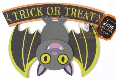 BNWT Hallmark Halloween Trick or Treat Bat Door Wall Sign Decor, View more