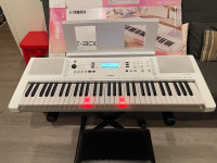 Clavier neuf  Yamaha Keyboard new / teclado nuevo