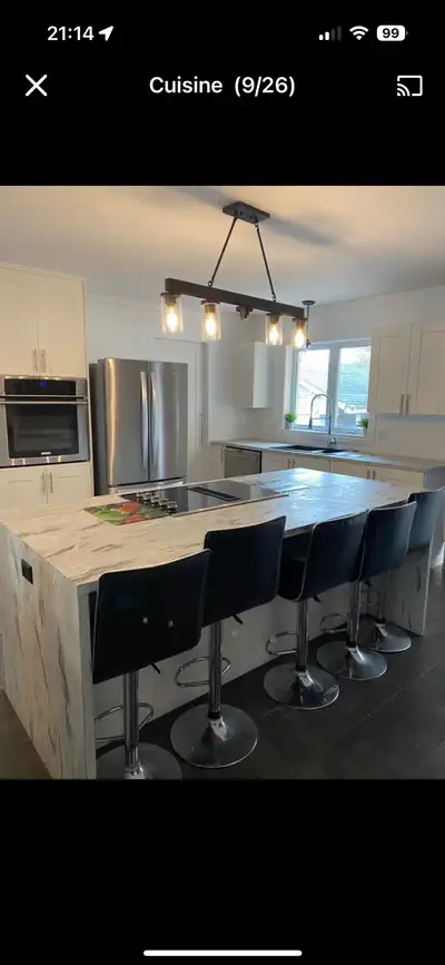 Logement à louer pour juillet/aout. Grosse cours et beaucoup de rangement. Espace de jeu salle famil...
