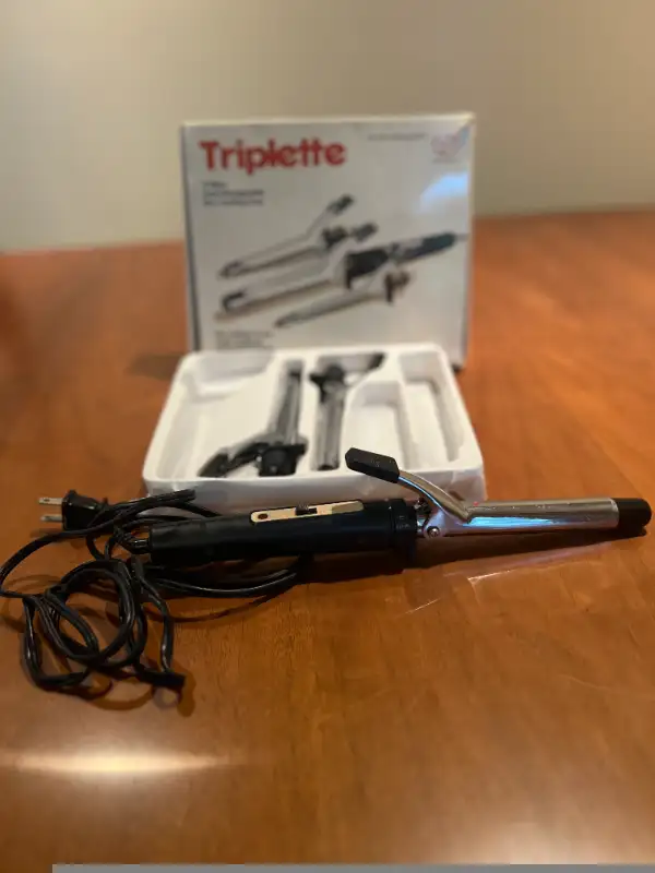 Curling Iron with 3 different sized curling iron barrels in Other in Kitchener / Waterloo - Image 7