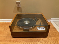 Sony TTS-4000 Professional direct drive turntable