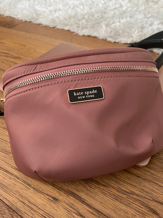 Kate spade sacoche purse  cross body pouch  in Women's - Bags & Wallets in City of Montréal