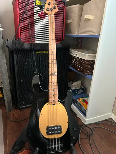 Sterling by Music Man Stingray Artist model Pete Wentz, View more
