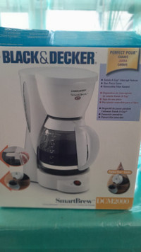 Coffe maker black and decker 12-cup