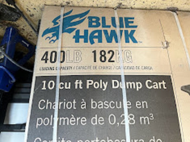 Blue Hawk 400-lb Capacity Dump Cart in Outdoor Tools & Storage in City of Toronto
