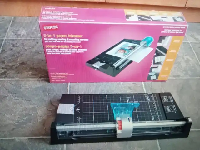 Tranche coupe papier 5 en 1 in Hobbies & Crafts in St-Georges-de-Beauce - Image 3