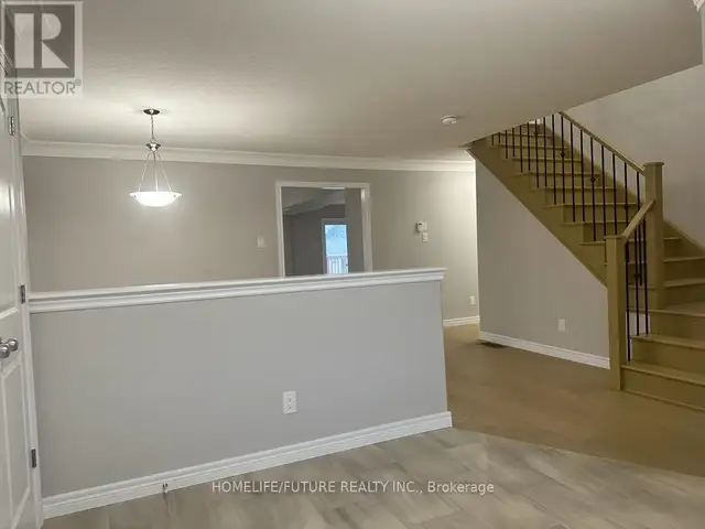 Looking for tenant to rent in Room Rentals & Roommates in Peterborough - Image 10