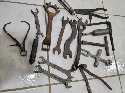 ANTIQUE TOOLS.  WRENCHES. VINTAGE TOOLS, View more