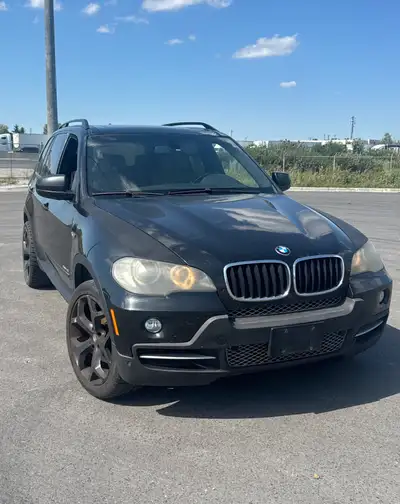 2009 BMW X5 30i x drive Black on brown interior Runs and drives amazing, very smooth suspension Heat...