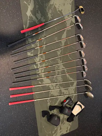 Ladies Left Golf Set - Wilson/Nancy Lopez (12 Pieces), View more