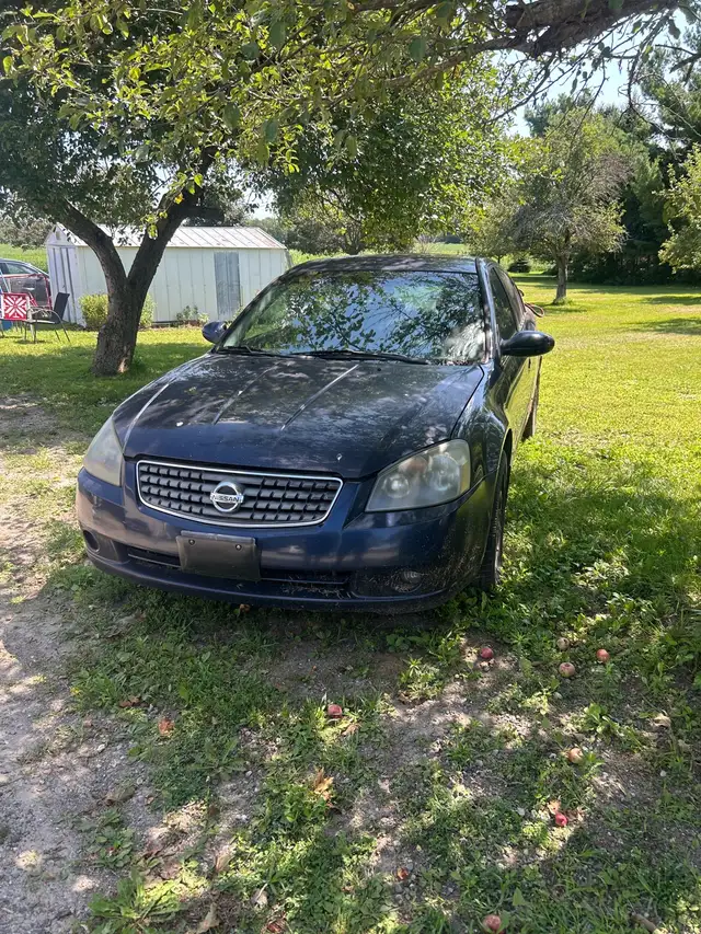 2005 Nissan Altima demo cross or Parts car
