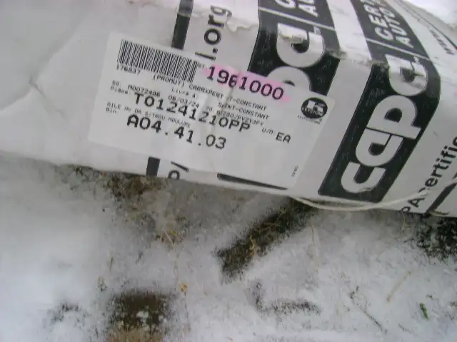 pieces pour toyota rave 4      fitement de 2009 a 2012 in Auto Body Parts in Longueuil / South Shore - Image 5