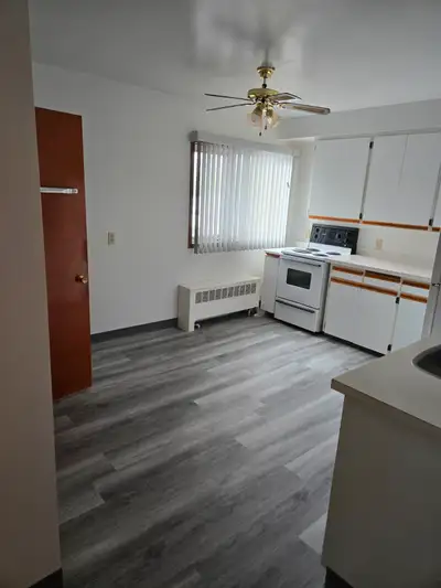 Macklin SK Apartment For Rent