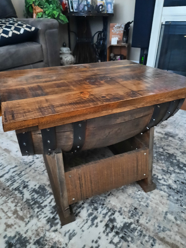 Whiskey barrel coffeetable for sale  