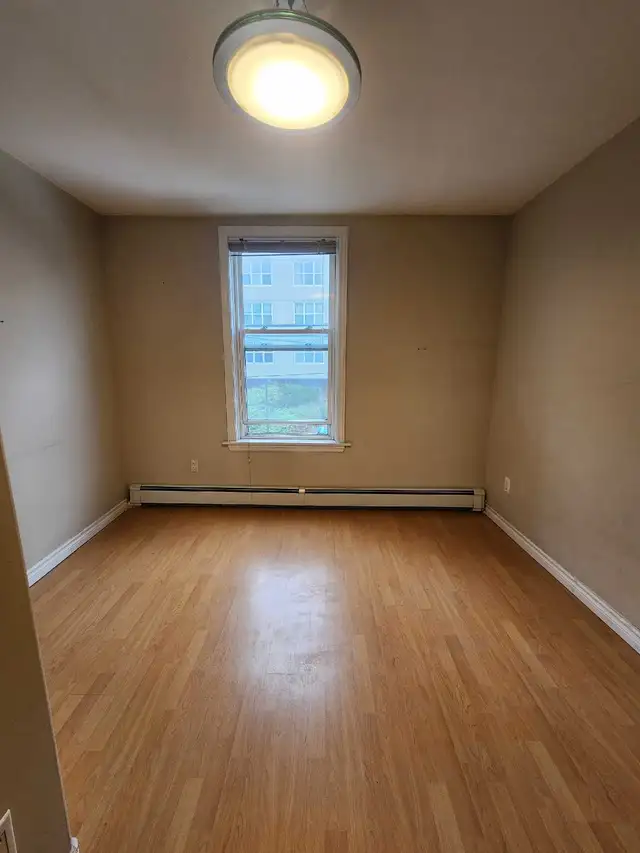 2 Bedroom Apt - SEPT 1ST! 1016 Barrington Street in Long Term Rentals in City of Halifax - Image 6