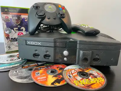 Xbox system collection Original Xbox Microsoft controller duke Halo 2 Fuzion Frenzy Tony Hawk Underg...