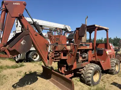 6510 Ditch Witch trencher & hoe New tires New starter diesel engine 2200 hrs very nice condition $16...