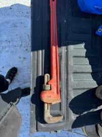 36”rigid pipe wrench