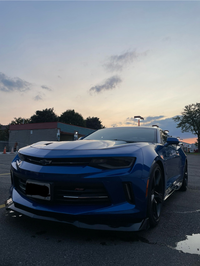 2018 Camaro LT1 – Clean AutoCheck – Low mileage in Cars & Trucks in Mississauga / Peel Region - Image 4