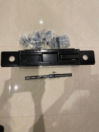 HEAVY DUTY TV WALL MOUNT -  NEW