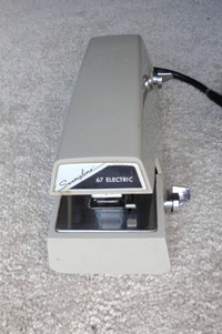 Swingline Model 67 Electric Stapler - Japan