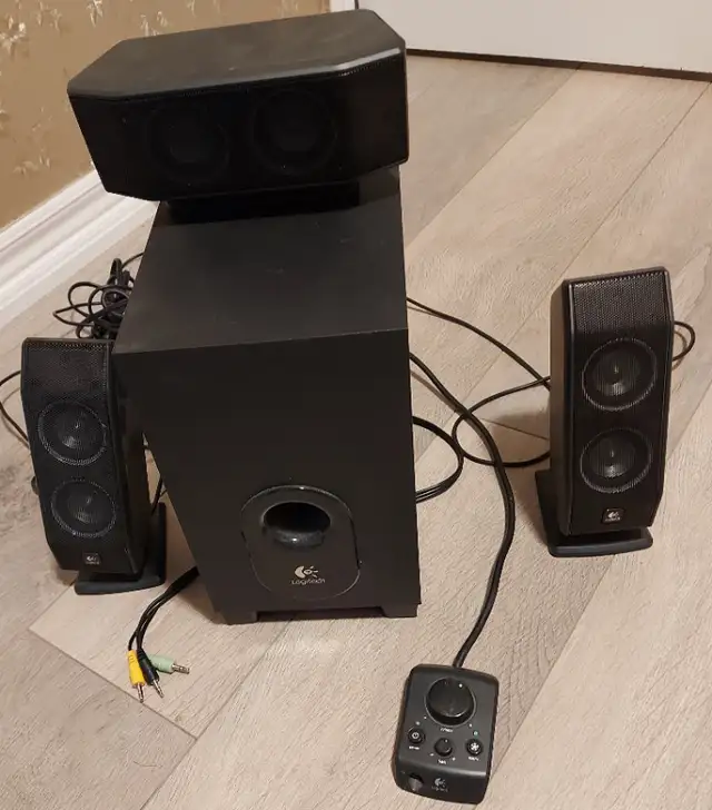 Logitech X-540 Surround Sound PC Computer Speakers in Speakers, Headsets & Mics in Markham / York Region - Image 3