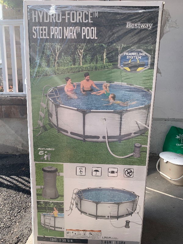 Hydroforce™ Steel Pro Max Round Swimming Pool, 12ft x 40in Hot