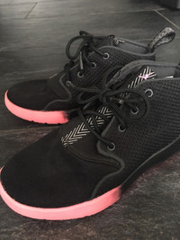 New balance 12t, air Jordan 12t running shoes