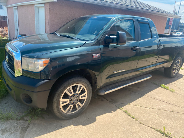 TOYOTA TUNDRA in Cars & Trucks in Edmonton