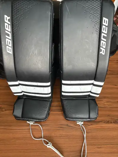 Bauer Goalie Pads 30+, View more