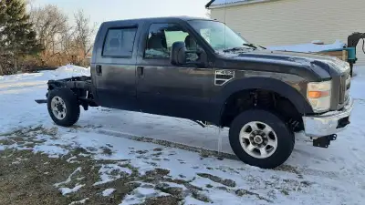 2008 f250 Truck for Sale 4x4 5.4L runs and drives • Good: New starter Has plow mount and harness ( n...