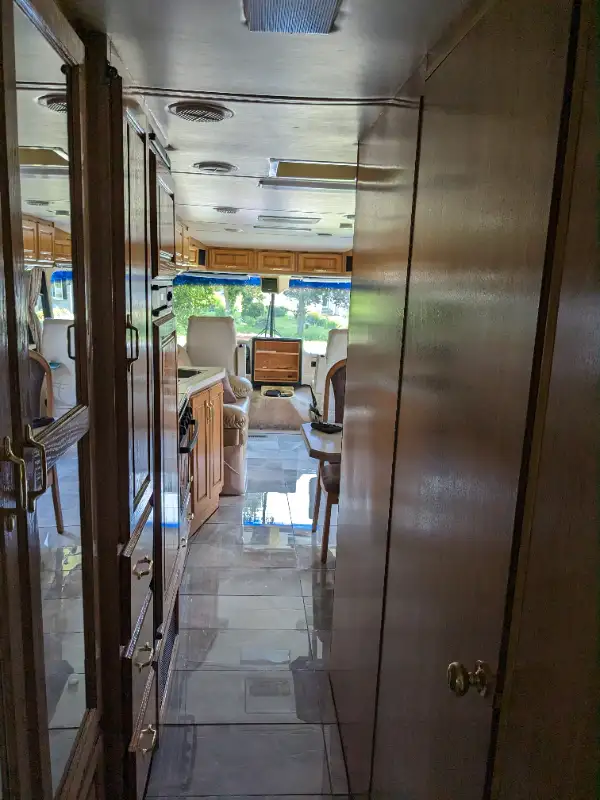 Motorisé a vendre in RVs & Motorhomes in Longueuil / South Shore - Image 5