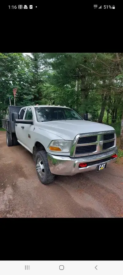 2011 Dodge 3500 hemi dually.