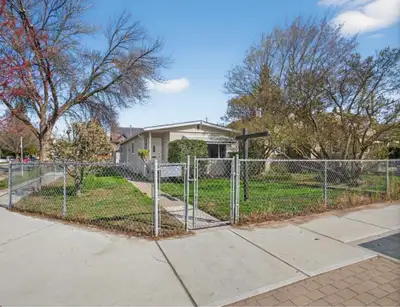 Located in Central Kelowna on corner lot with walking, hiking and biking trails. Minutes from the cu...