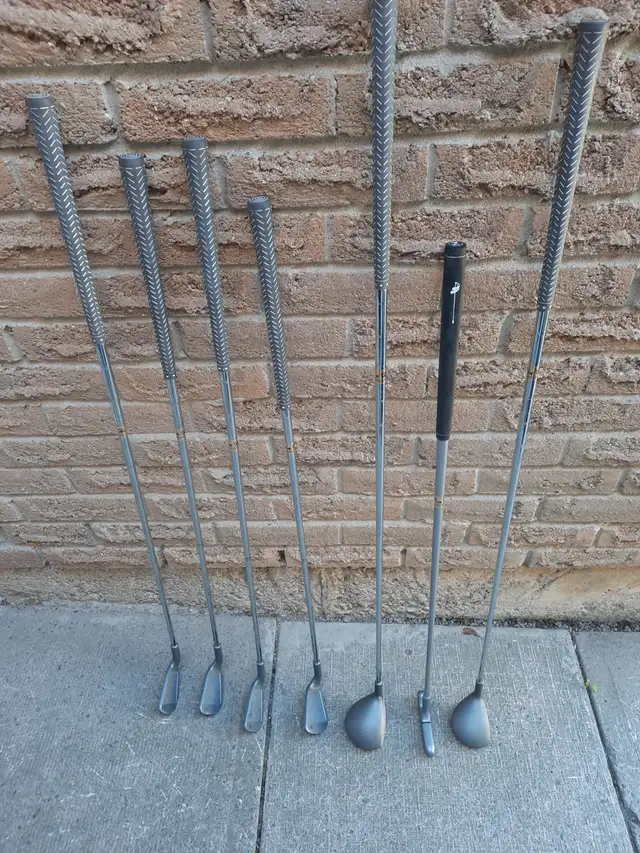 Golf clubs set of  7 in Golf in City of Toronto - Image 3