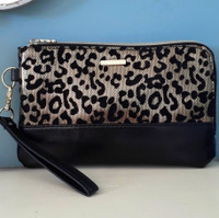 Juicy Couture  Gold Leopard Wristlet Mobile Power Bank charger