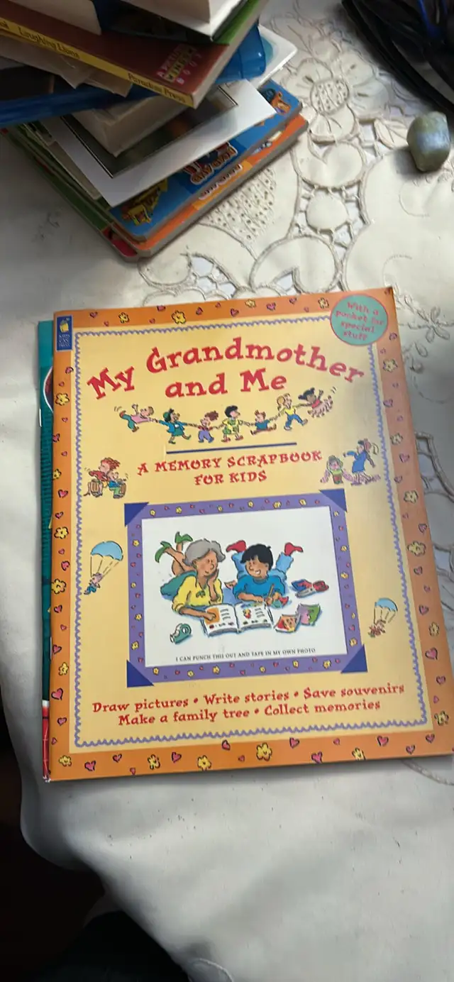 Children’s books in Children & Young Adult in City of Toronto - Image 5