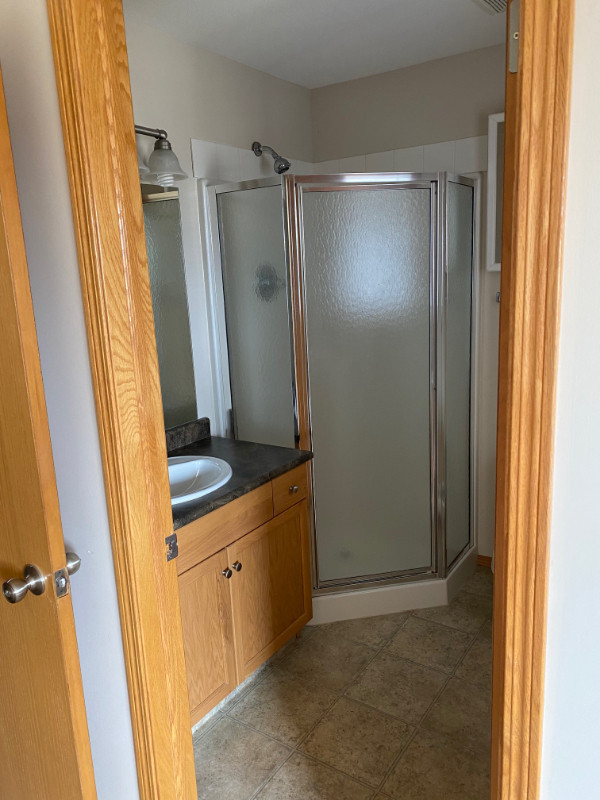 Newer 1/2 Duplex w/ garage for rent August 1st Long Term Rentals